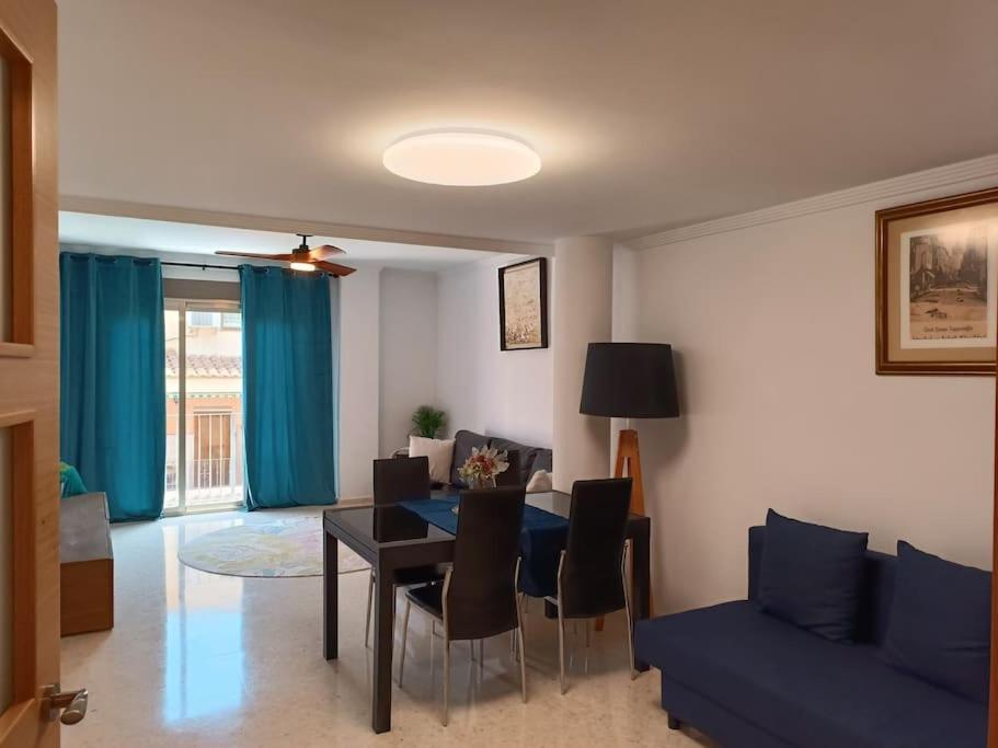 Gilet Senderismo Bici Parking 20 Min Valencia Apartment Ngoại thất bức ảnh